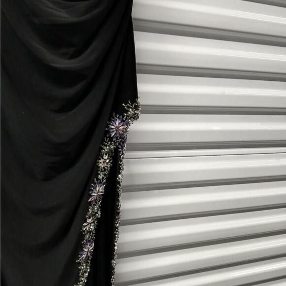 Mac Duggal Formal Evening Gown Women's Size 14W Black Beaded Maxi Dress Wedding - Picture 9 of 12